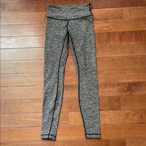 Lululemon Heathered Gray Leggings Size 2